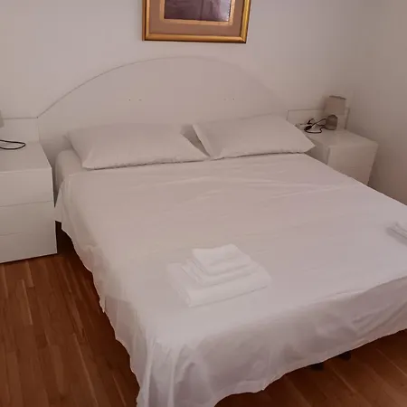 Apartman Mevusa Lägenhet Pula