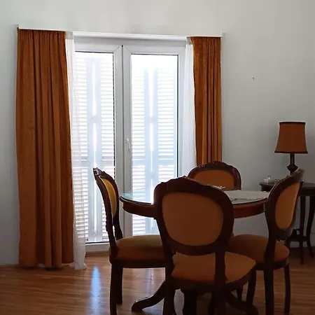 Apartman Mevusa Apartment *